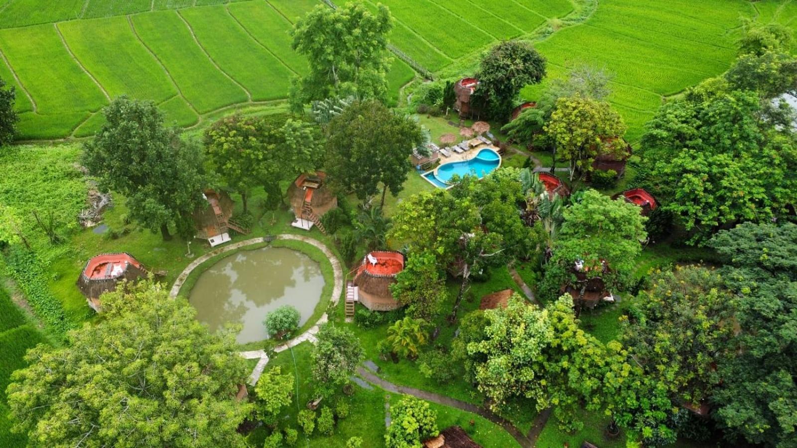 सहारा The Countryside